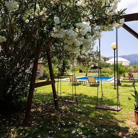 Effie Front With Pool * Chania (Crete)