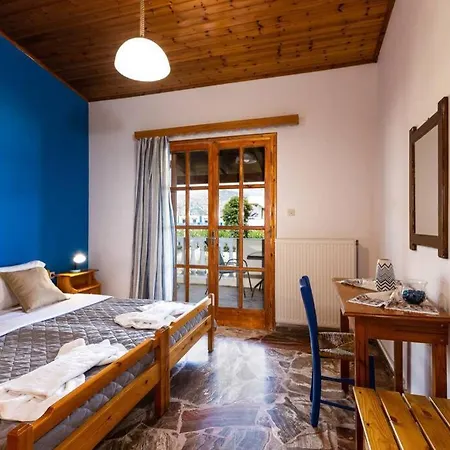 Effie Front With Pool Apartment Chania (Crete)