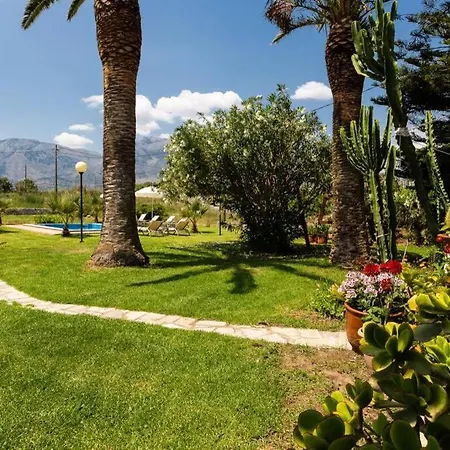 Effie Front With Pool * Chania (Crete)