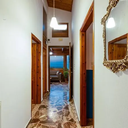 Effie Front With Pool Apartment Chania (Crete)