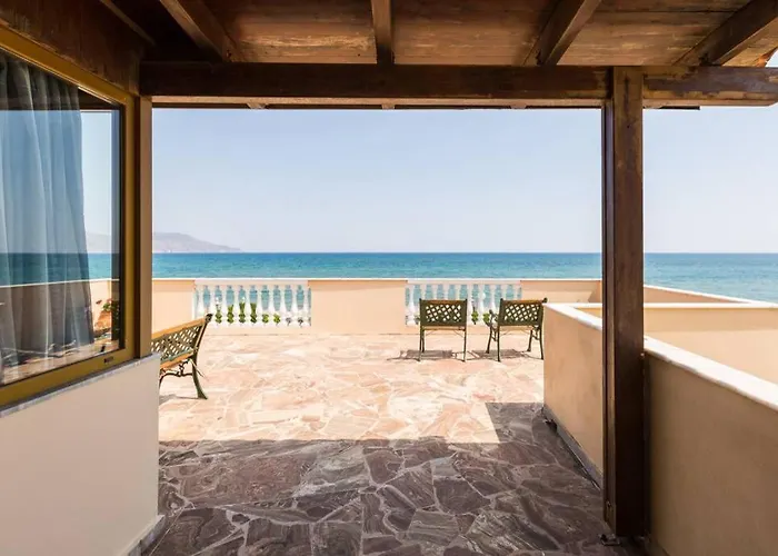 Effie Front With Pool Chania (Crete)