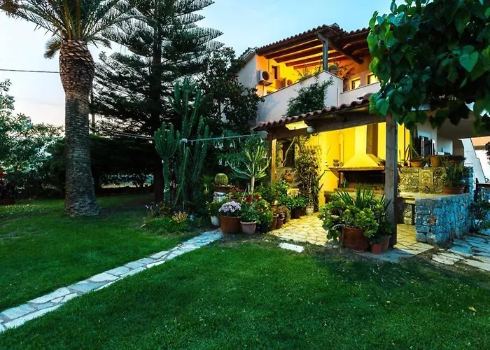 Effie Front With Pool Apartment Chania (Crete)