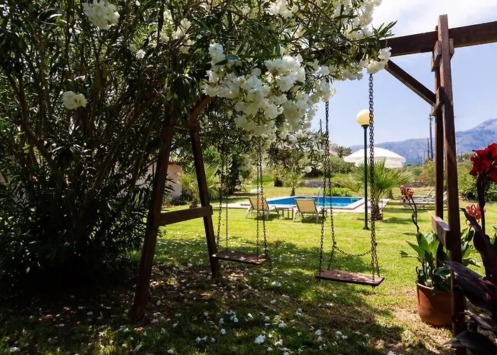 Effie Front With Pool * Chania (Crete)