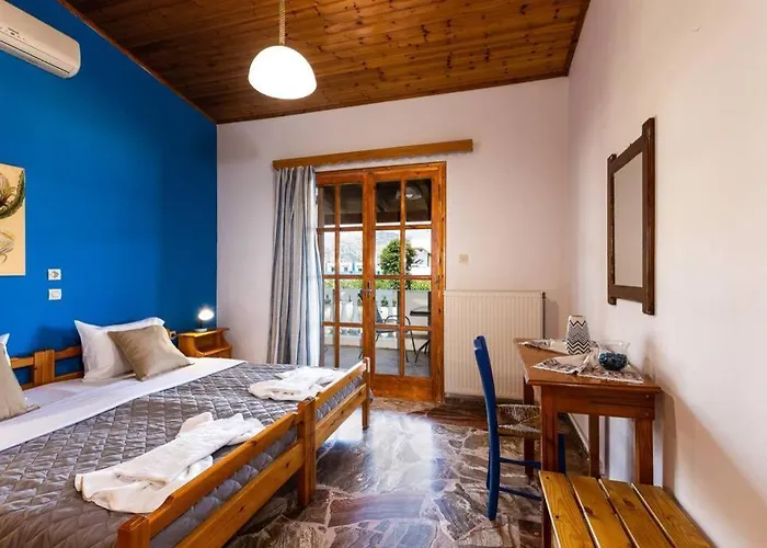 Effie Front With Pool Apartment Chania (Crete)