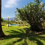 Effie Front With Pool *