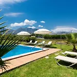 Effie Front With Pool شقة خانيا