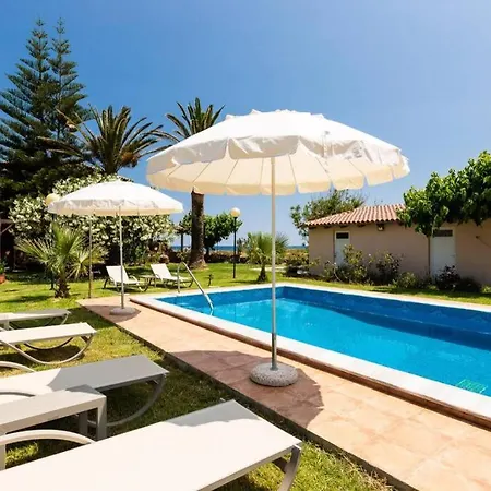 Effie Front With Pool * Ханья (Крит)