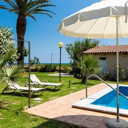 Effie Front With Pool شقة خانيا