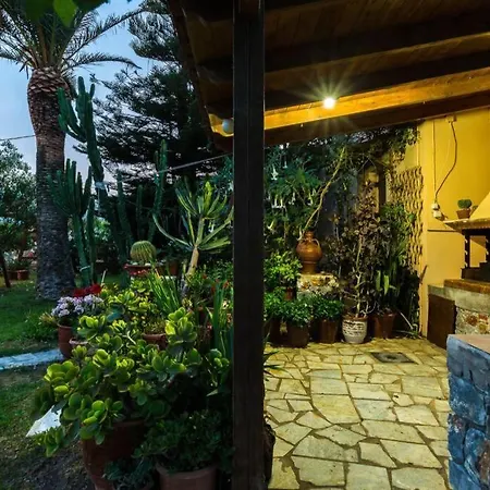 Effie Front With Pool * Ханья (Крит)